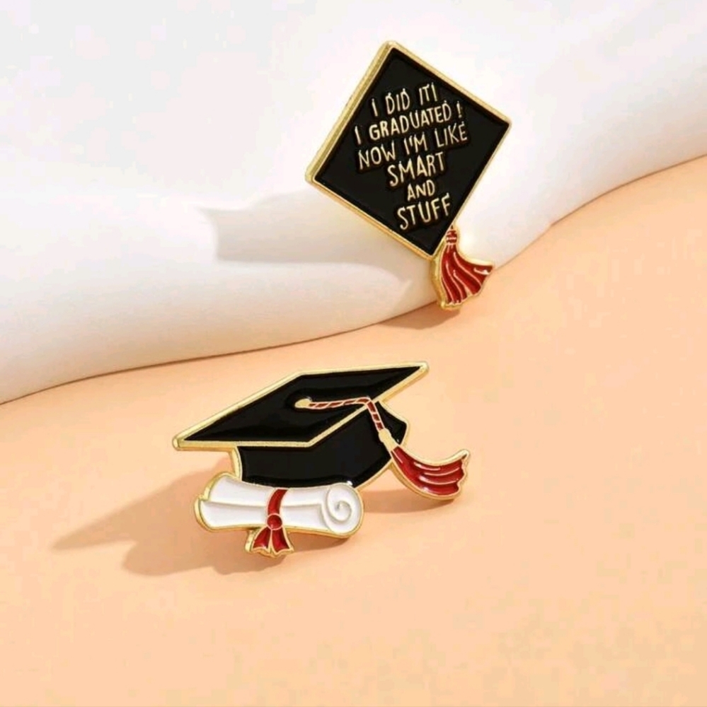2pcs Graduate Pin